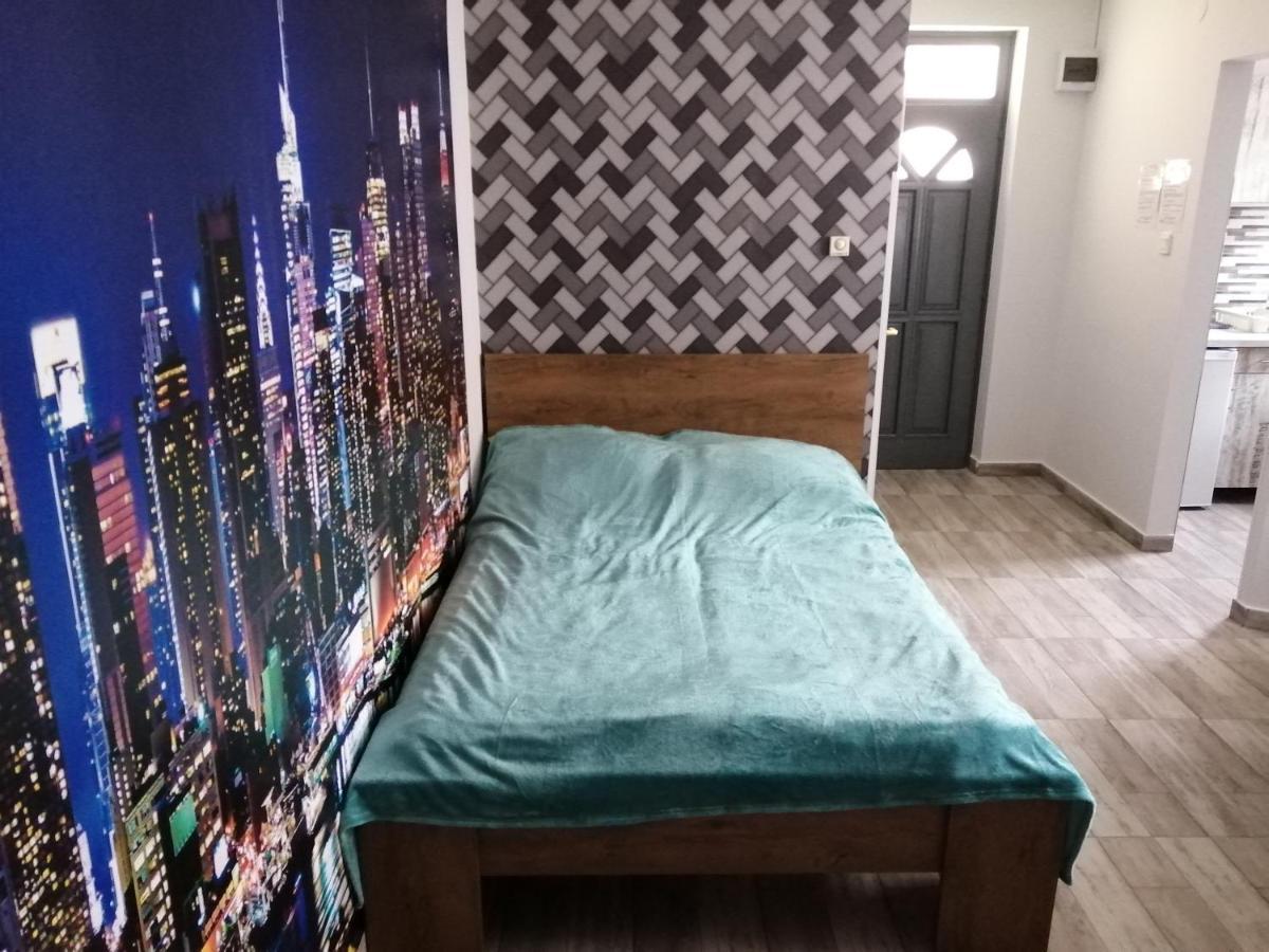 Illaberek Apartmanok Hajdúszoboszló Exterior foto