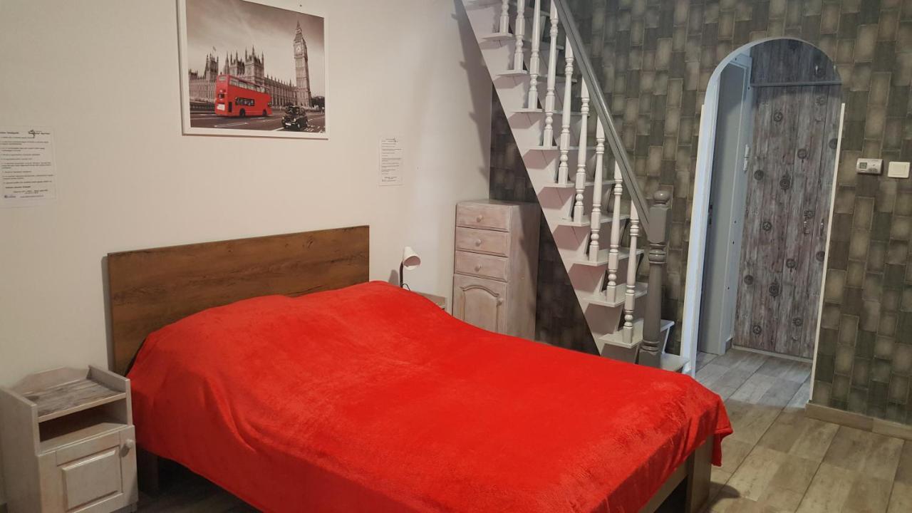 Illaberek Apartmanok Hajdúszoboszló Exterior foto